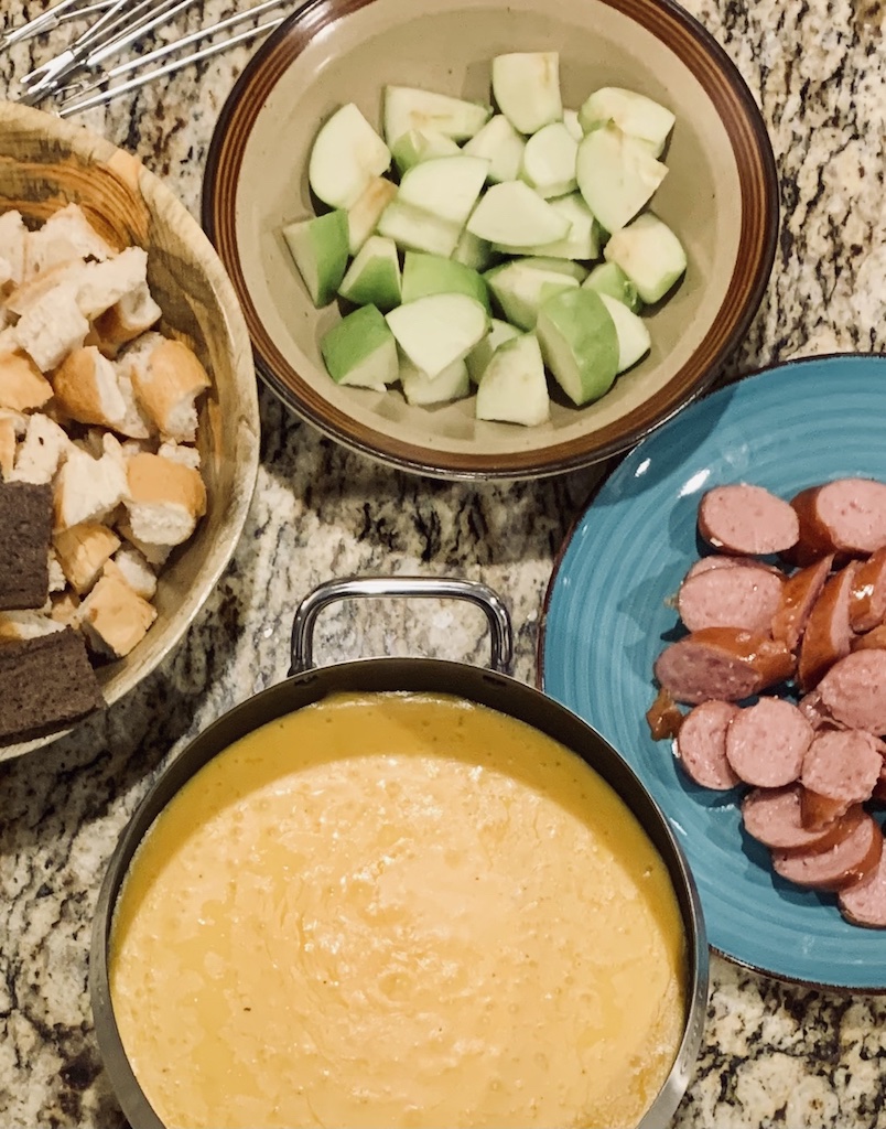 Easy Cheese Fondue 3